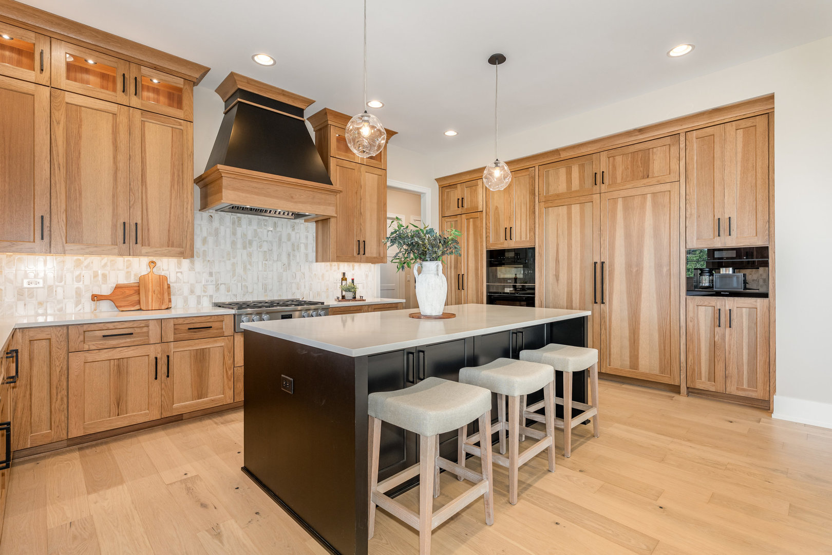 25152 W Stallion Court Property Photo 4