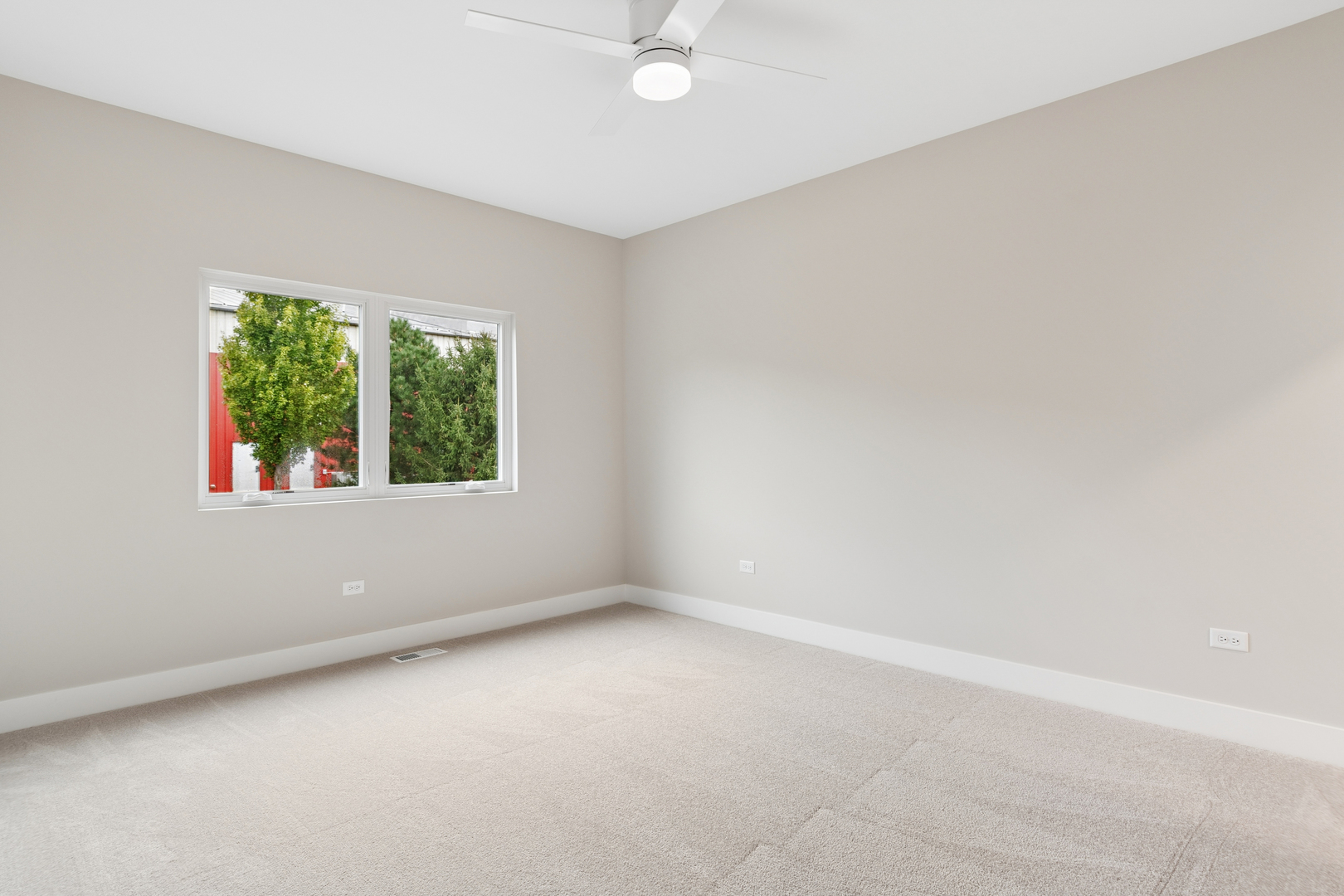 25152 W Stallion Court Property Photo 19