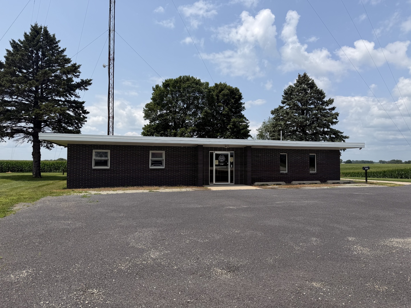 18573 Pennington Road Property Photo 1