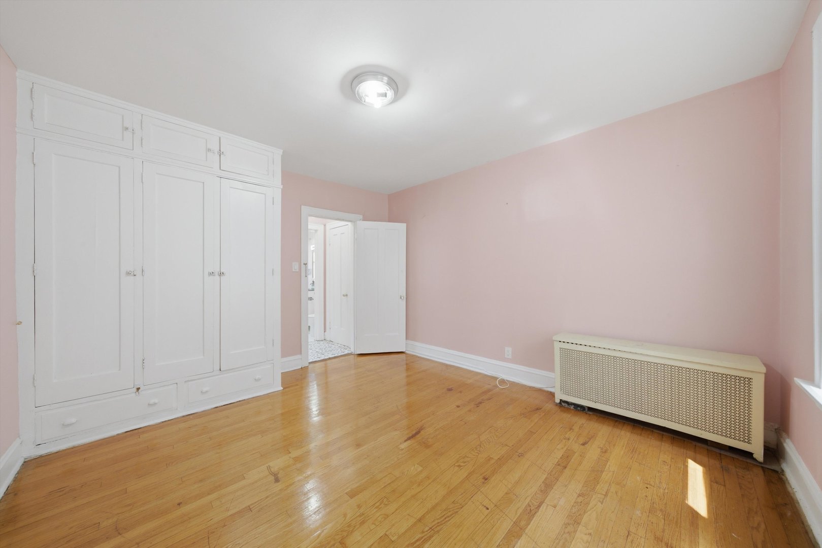 6316 N Artesian Avenue 102 Property Photo 14