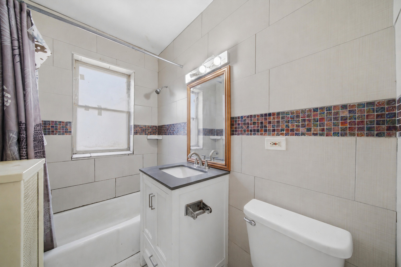 6316 N Artesian Avenue 102 Property Photo 18