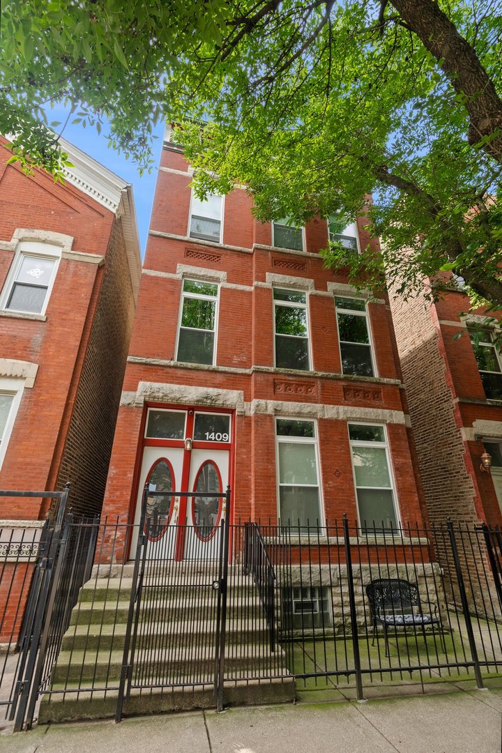 1409 W Ohio Street Property Photo 1