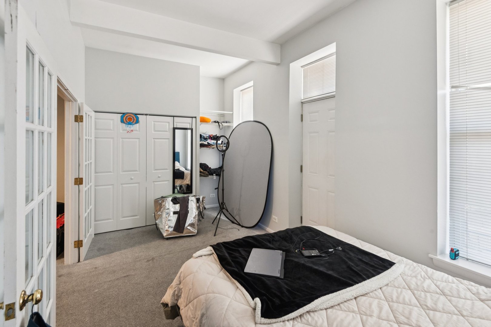 1409 W Ohio Street Property Photo 23