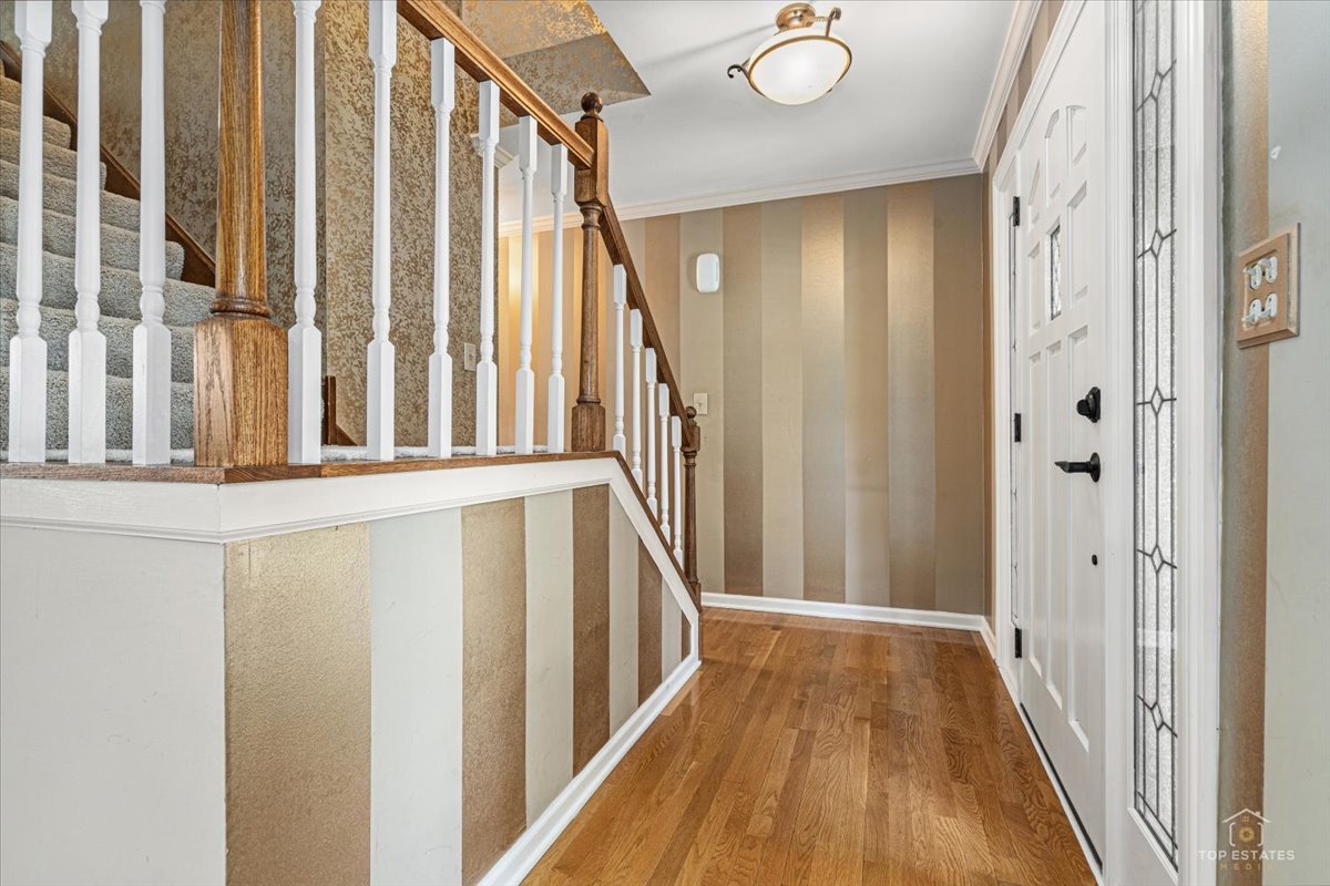 1875 Hawk Lane Property Photo 3