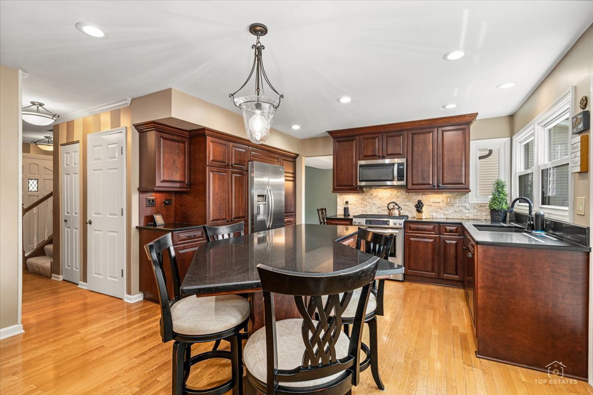 1875 Hawk Lane Property Photo 11