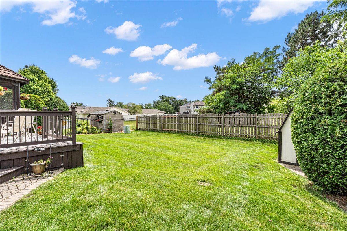 1875 Hawk Lane Property Photo 32