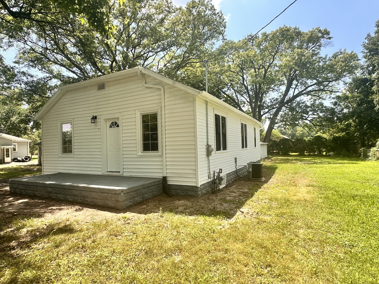 1607 Shaft Street Property Photo 3