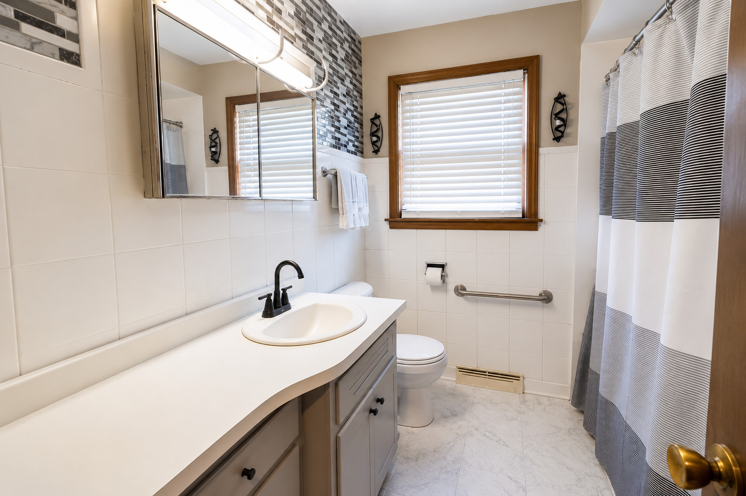 16406 Claire Lane Property Photo 11