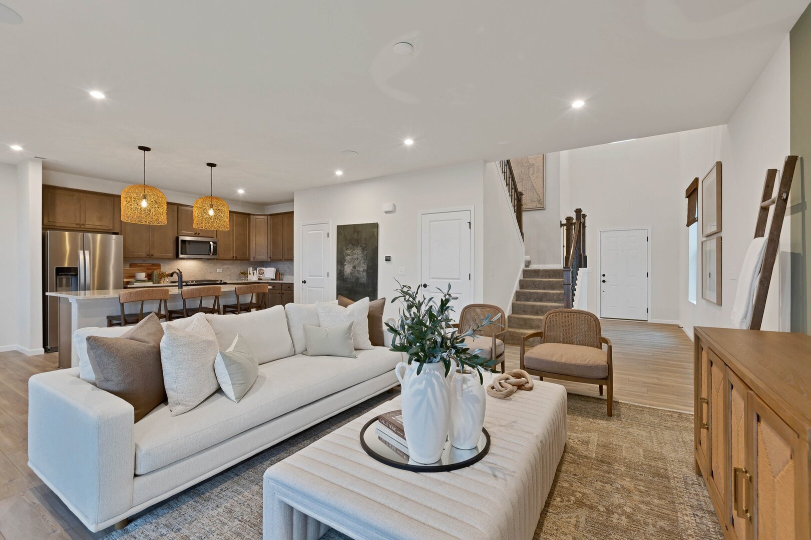 2703 Lawlor Lane Property Photo 8