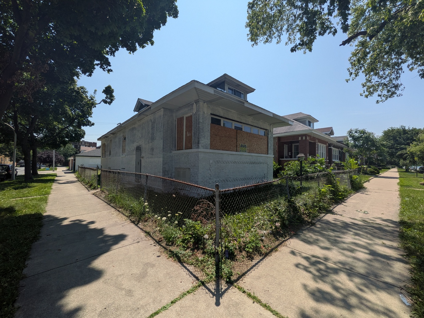 8001 S Laflin Street Property Photo 2