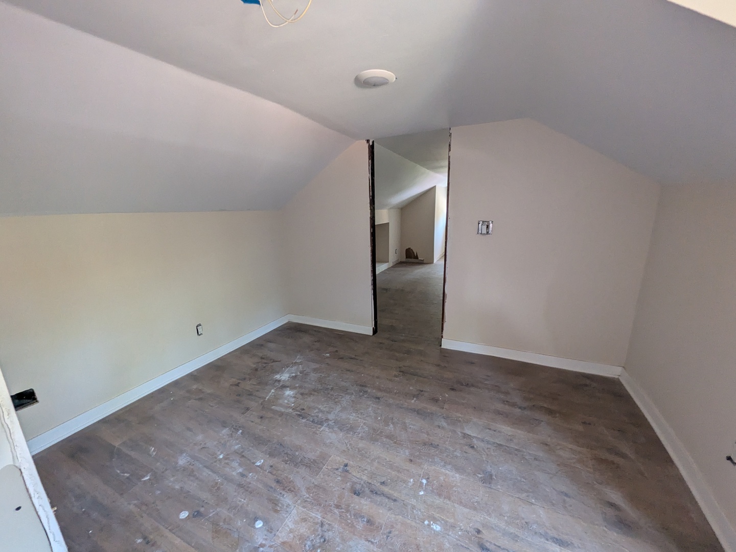8001 S Laflin Street Property Photo 14