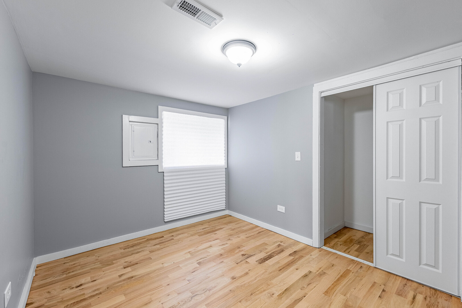 15334 Hoyne Avenue Property Photo 6