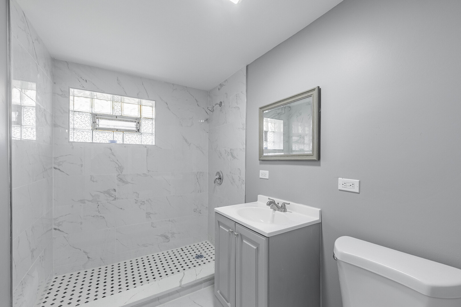 15334 Hoyne Avenue Property Photo 17
