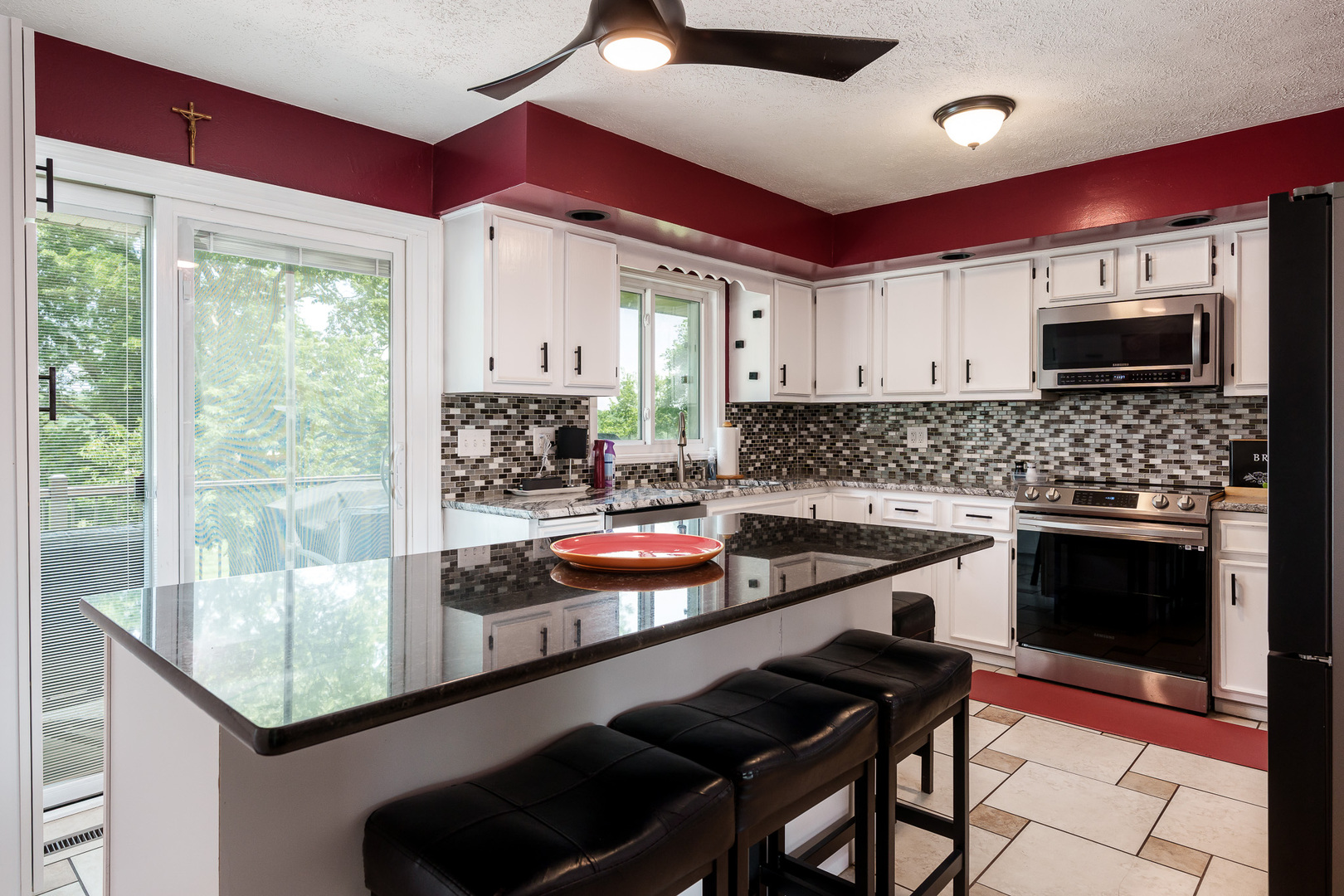 280 Knoll Road Property Photo 13