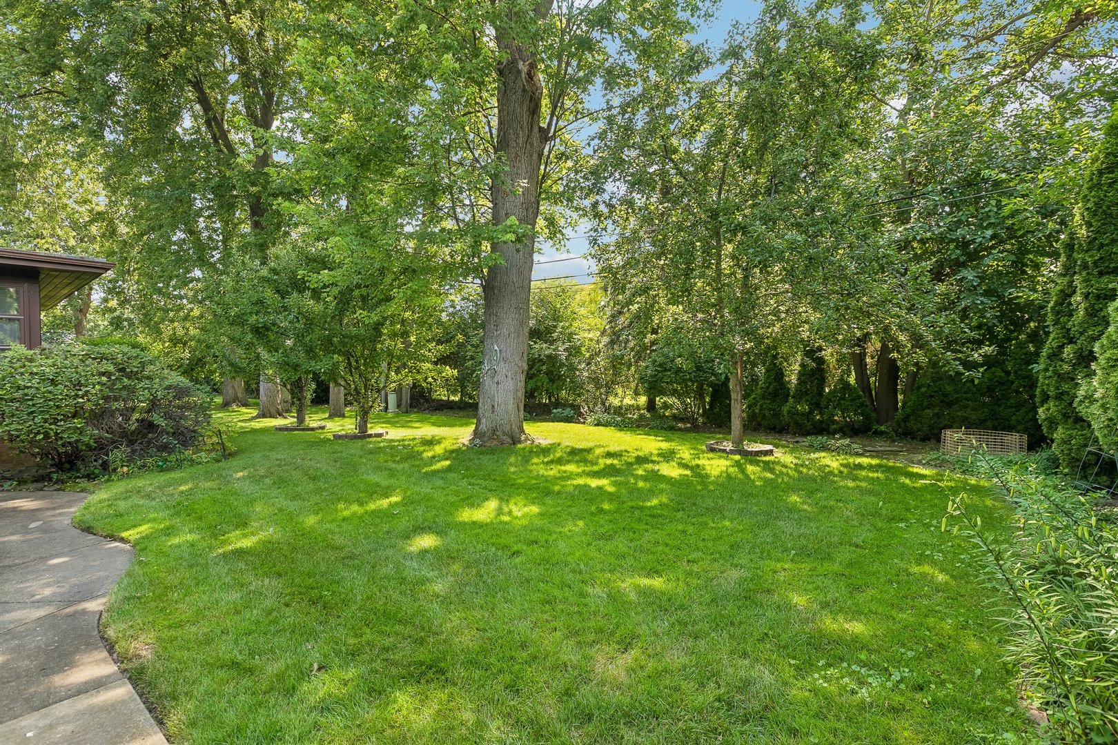 6444 N Kenton Avenue Property Photo 39