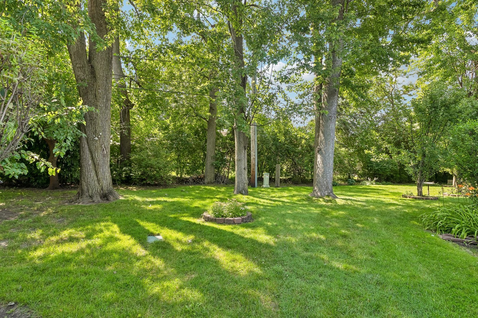 6444 N Kenton Avenue Property Photo 40