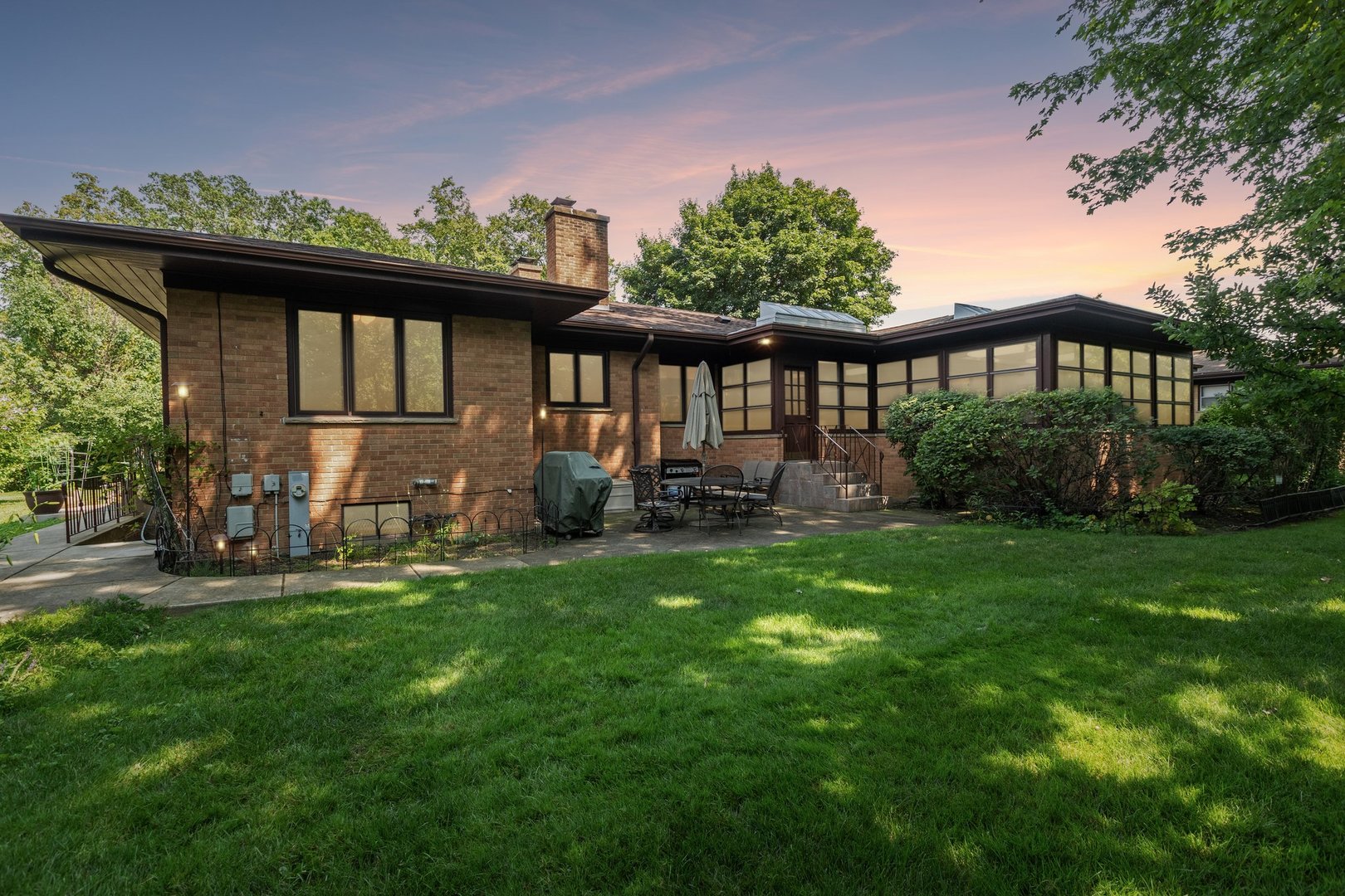 6444 N Kenton Avenue Property Photo 45