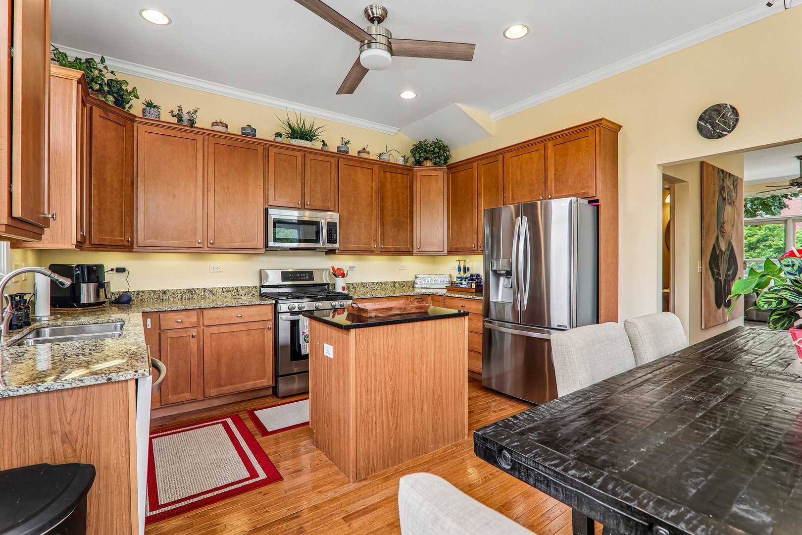 151 N Rose Street E Property Photo 5