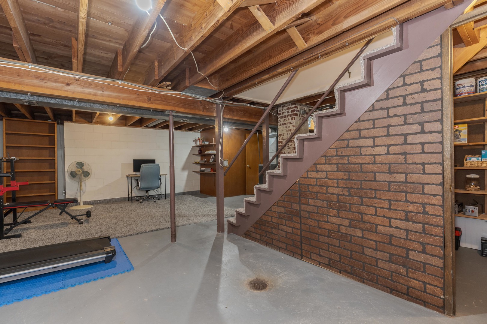 1013 N Walnut Street Property Photo 29