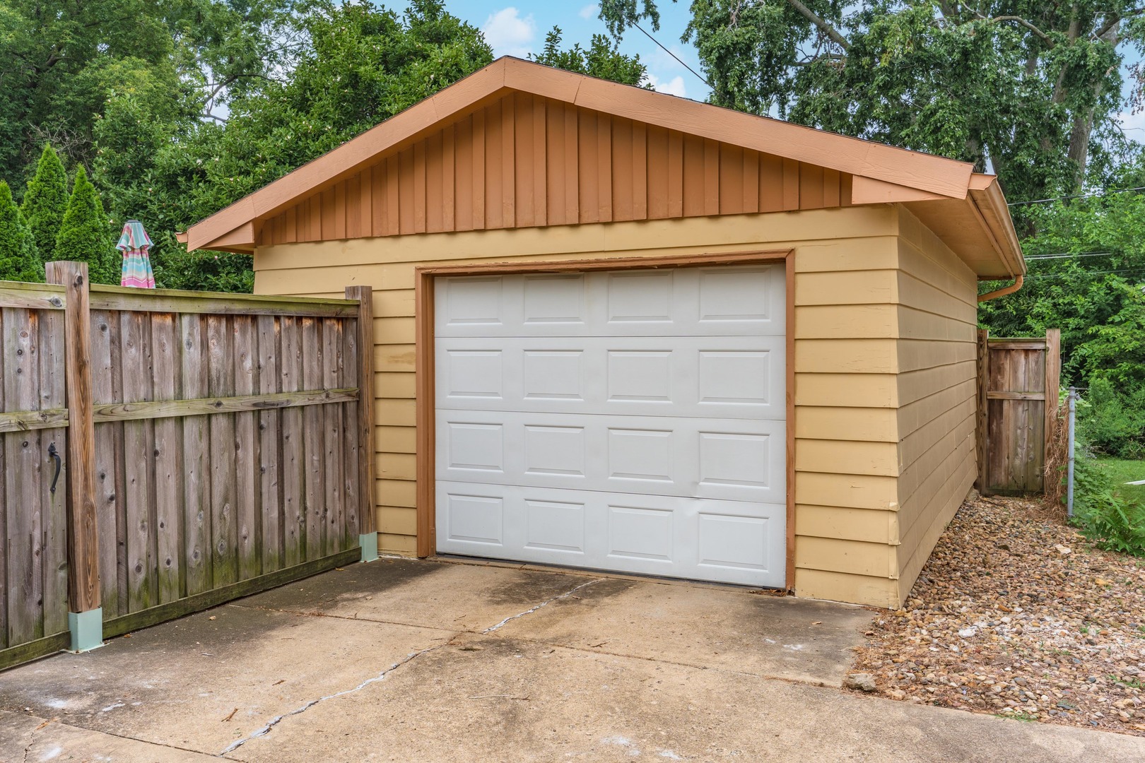 1013 N Walnut Street Property Photo 31