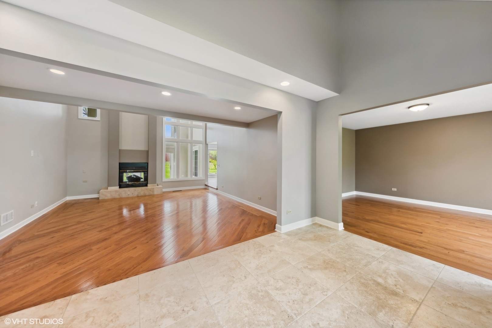 15020 King Drive Property Photo 5