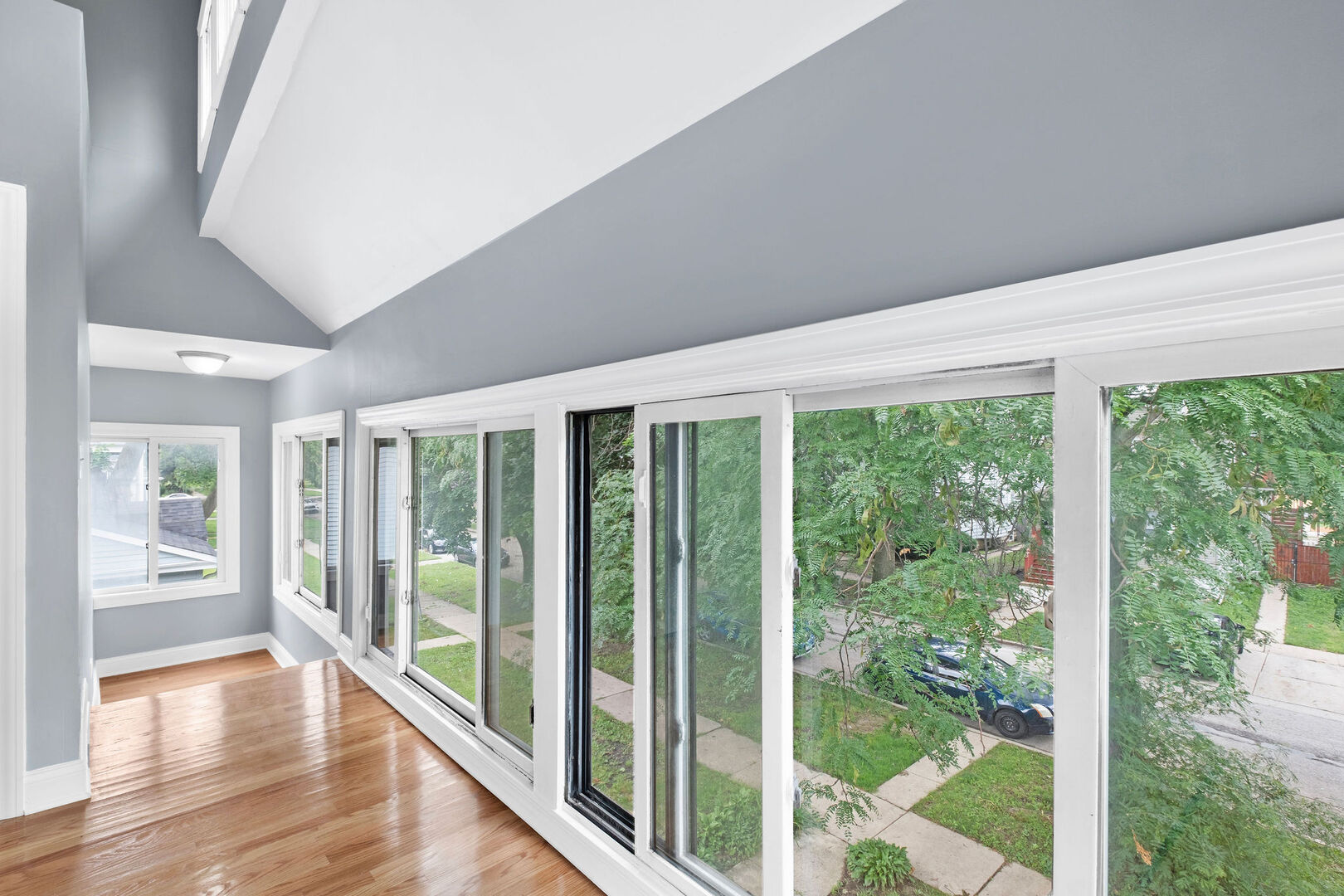 12708519 Property Photo 2