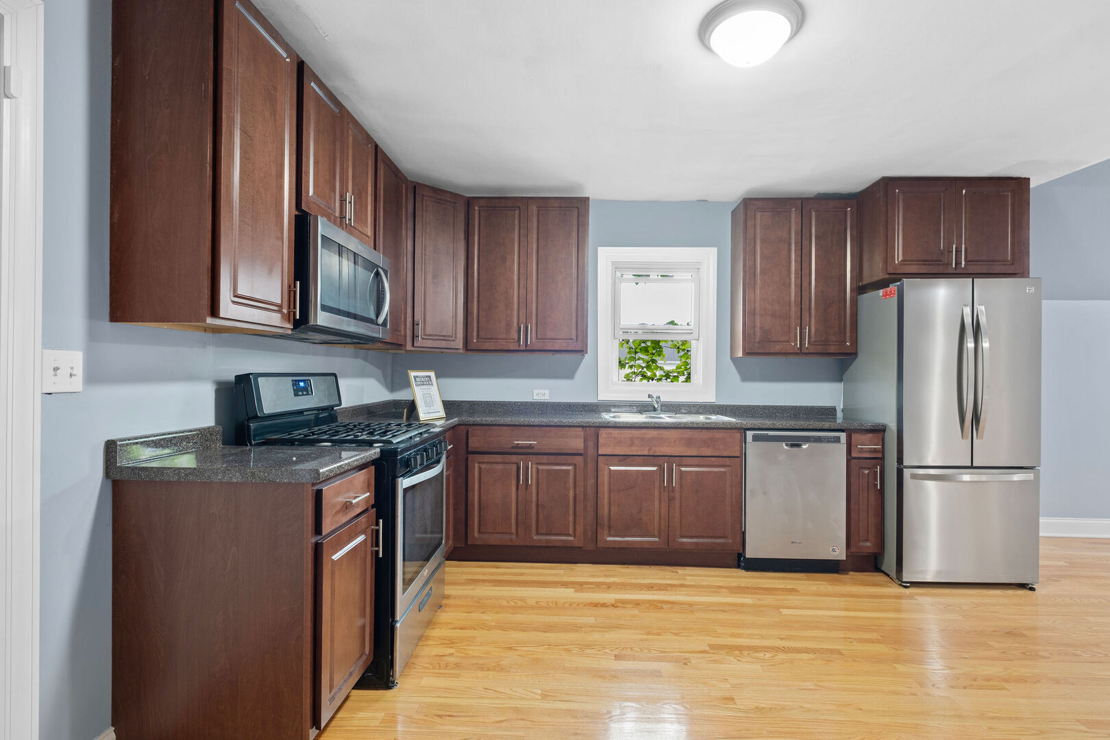 12708519 Property Photo 12