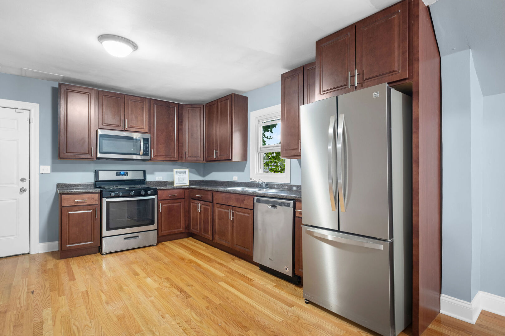 12708519 Property Photo 13