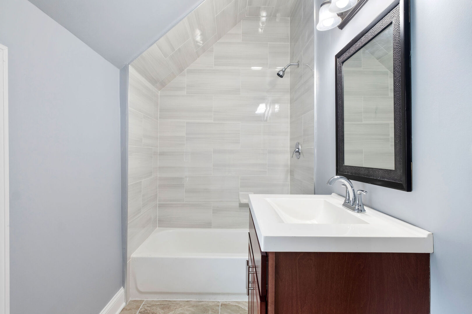 12708519 Property Photo 16