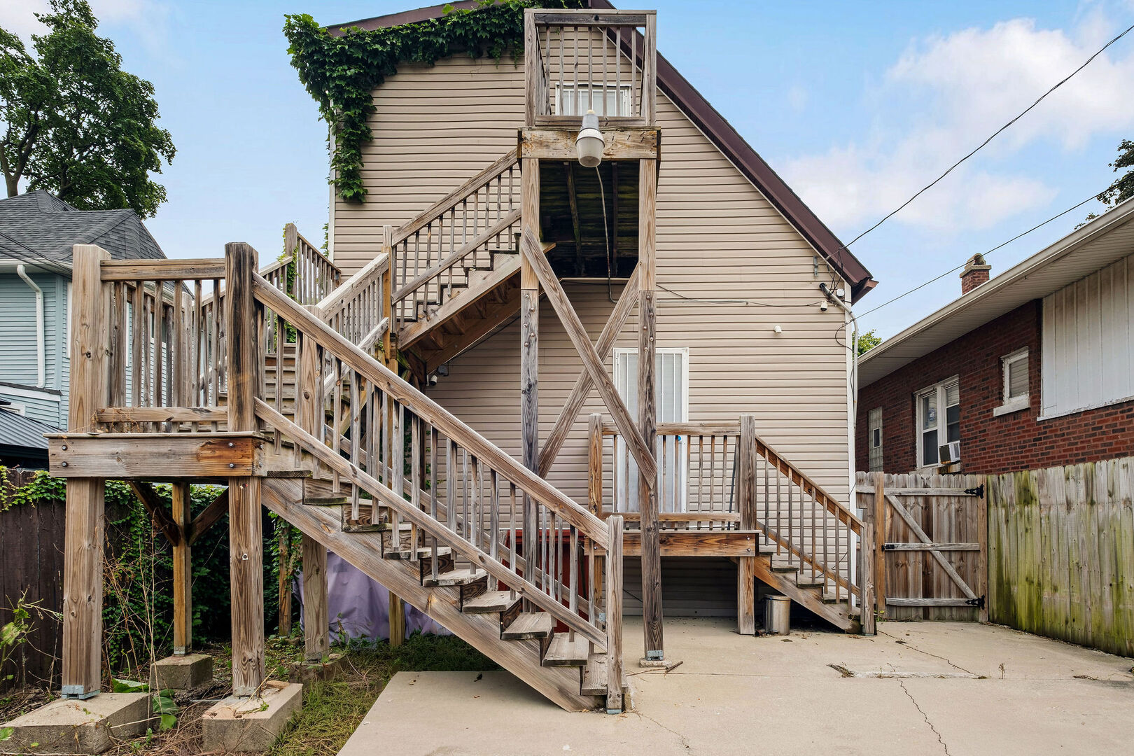 12708519 Property Photo 32