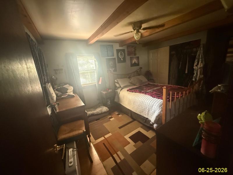 709 N Maple Street Property Photo 10