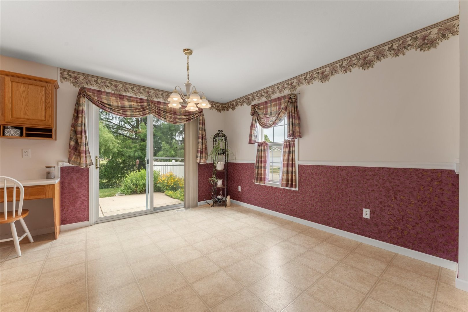 3802 Crail Road Property Photo 10