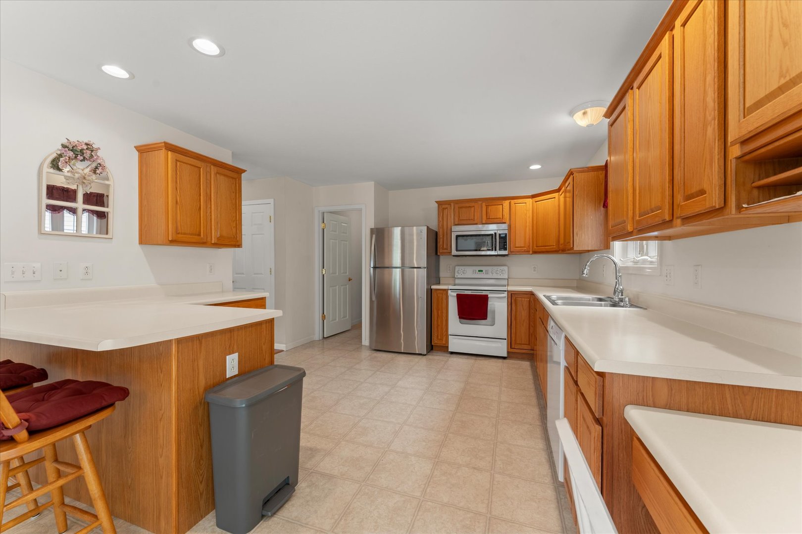 3802 Crail Road Property Photo 12