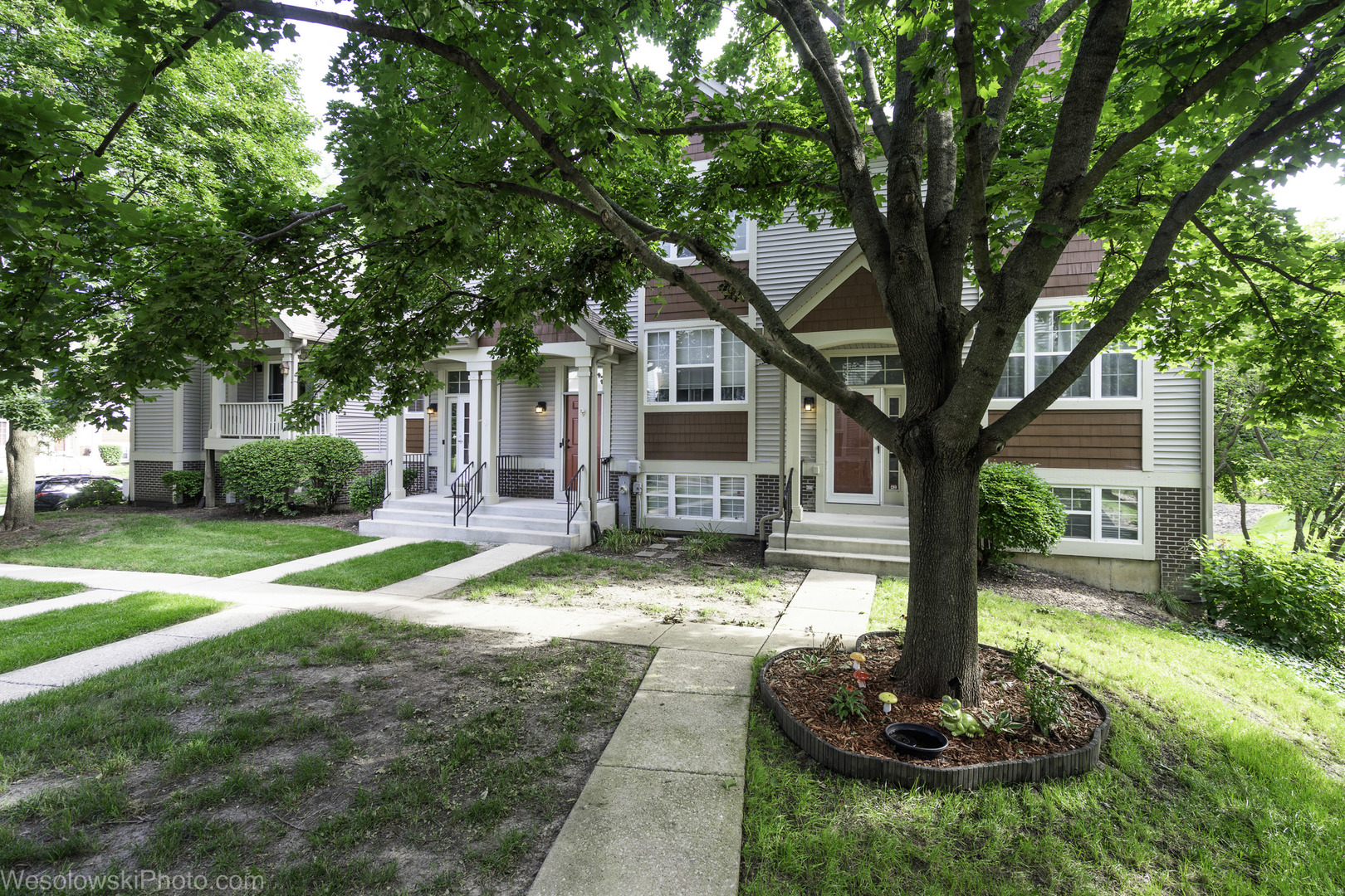 1645 Apple Tree Lane Property Photo 2