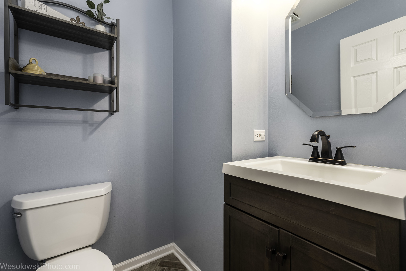 1645 Apple Tree Lane Property Photo 12