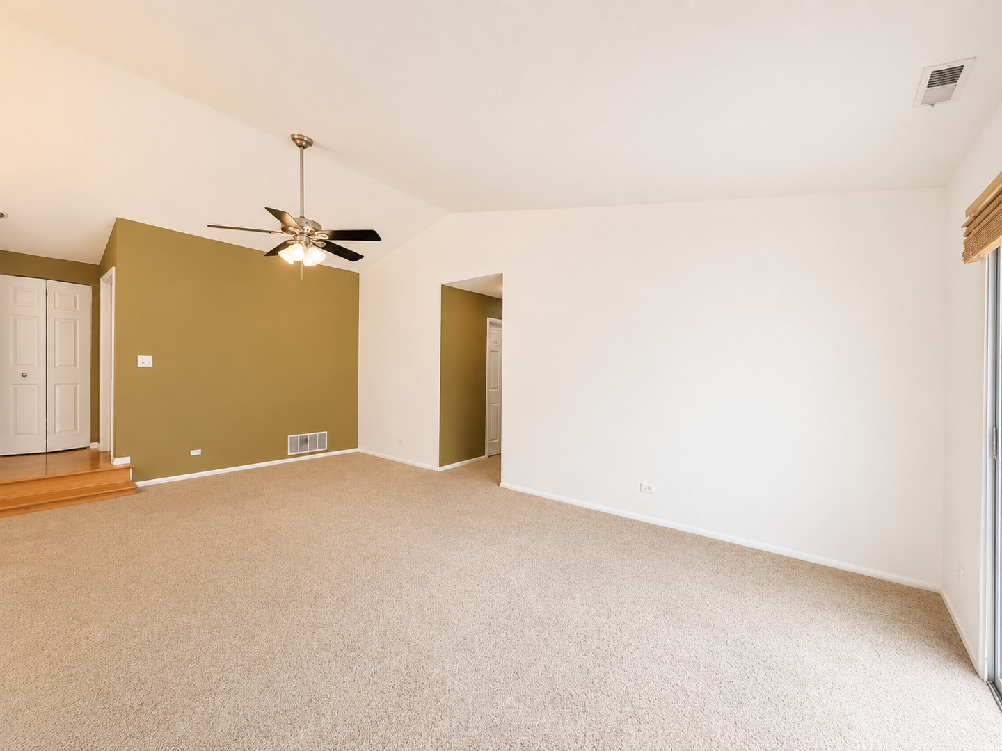 174 E Bluewater Lane 288 Property Photo 4