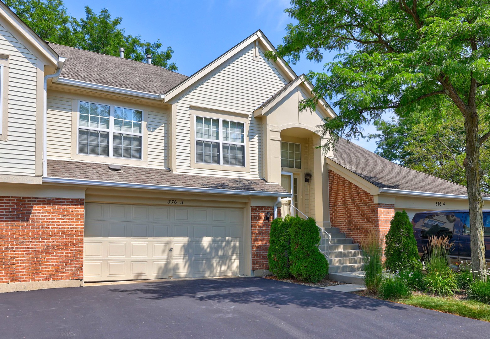 376 Ashford Circle 3 Property Photo 1