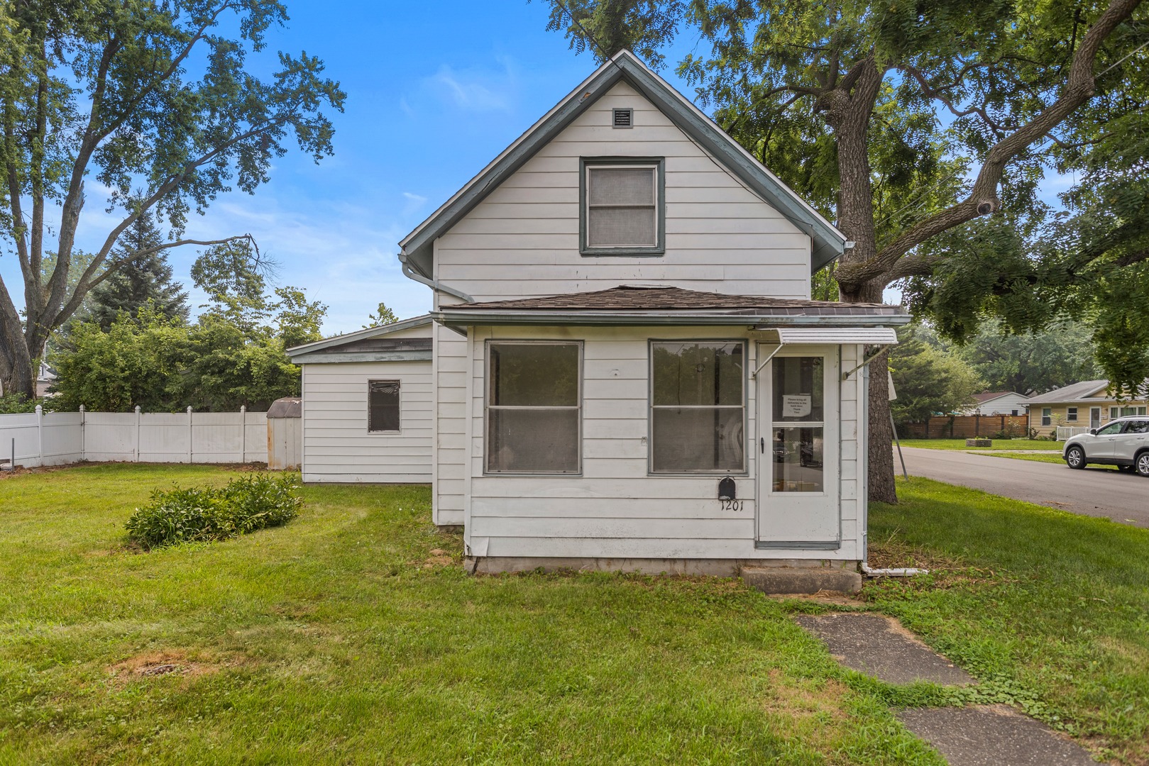 1201 Rosney Avenue Property Photo 1