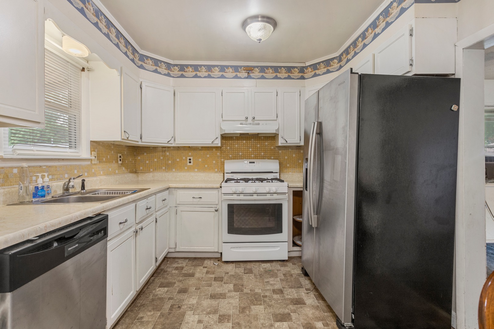 1201 Rosney Avenue Property Photo 14