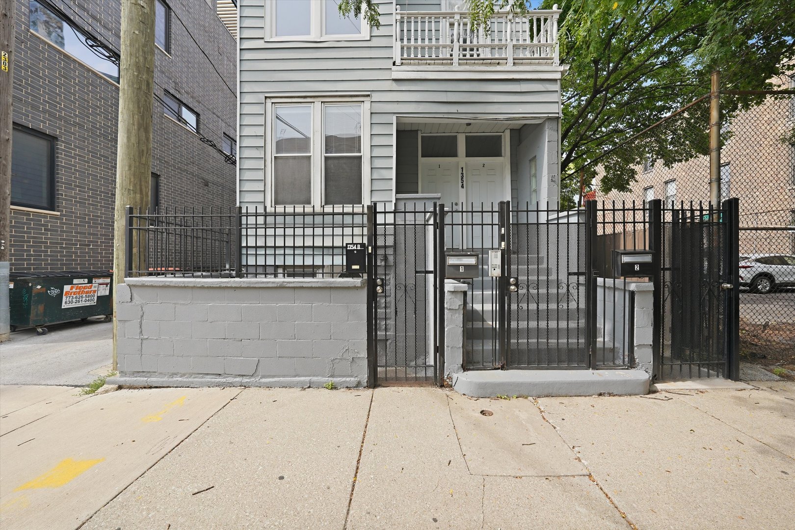 1354 W Ohio Street Property Photo 3