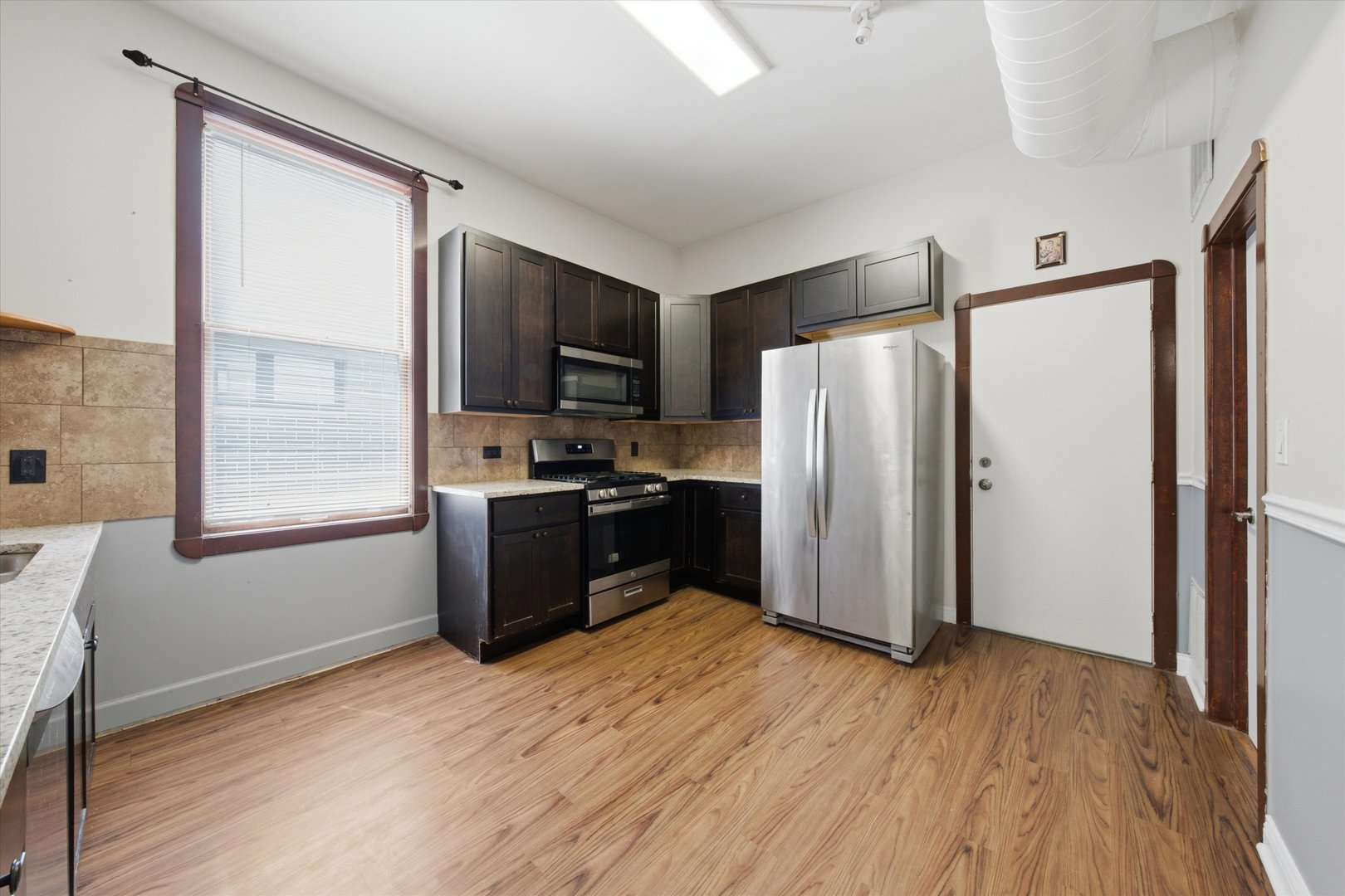1354 W Ohio Street Property Photo 15