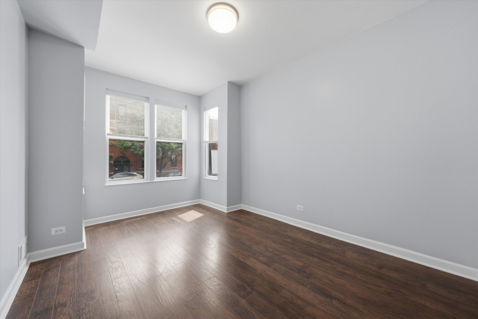 1354 W Ohio Street Property Photo 27