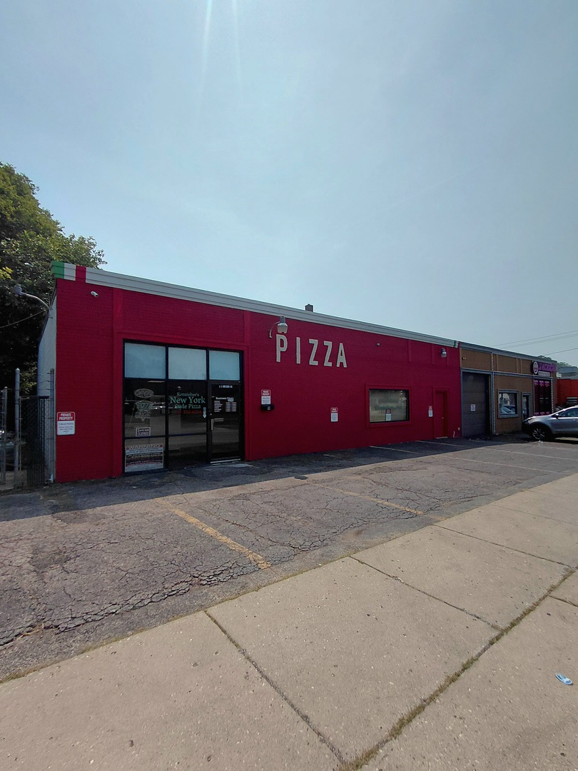 7-11 N Elmwood Drive Property Photo 1