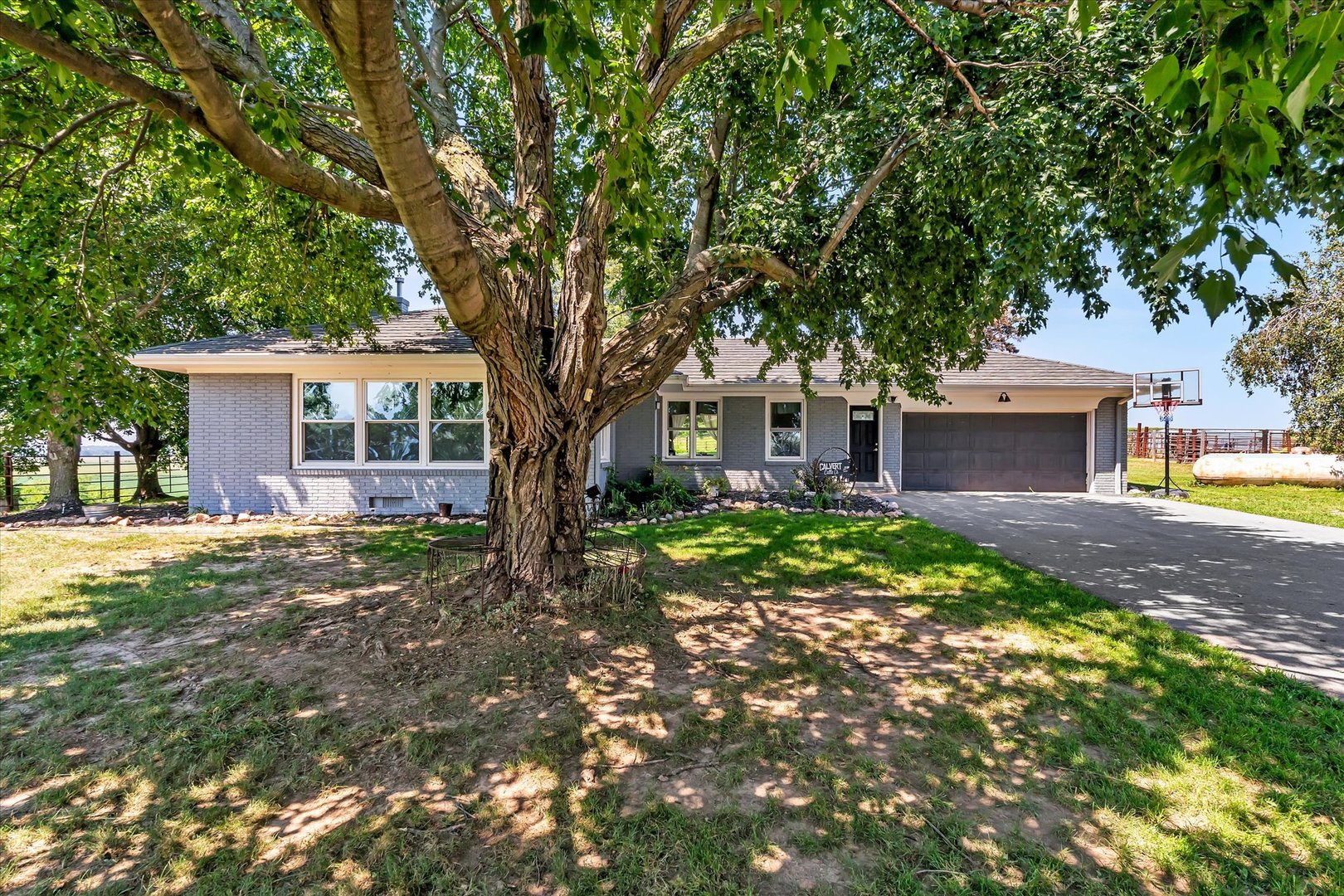 15825 322nd Street Property Photo 2