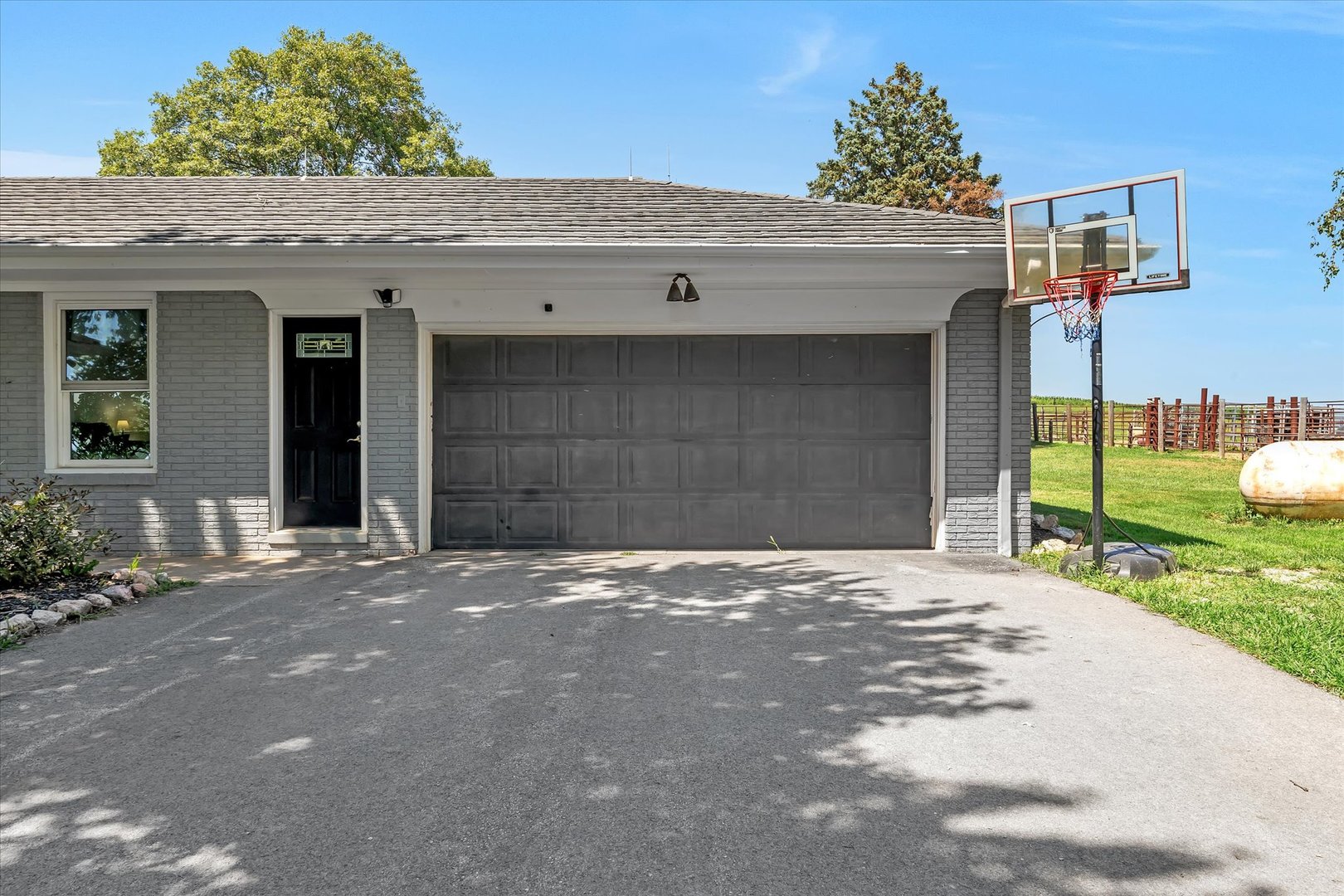 15825 322nd Street Property Photo 3