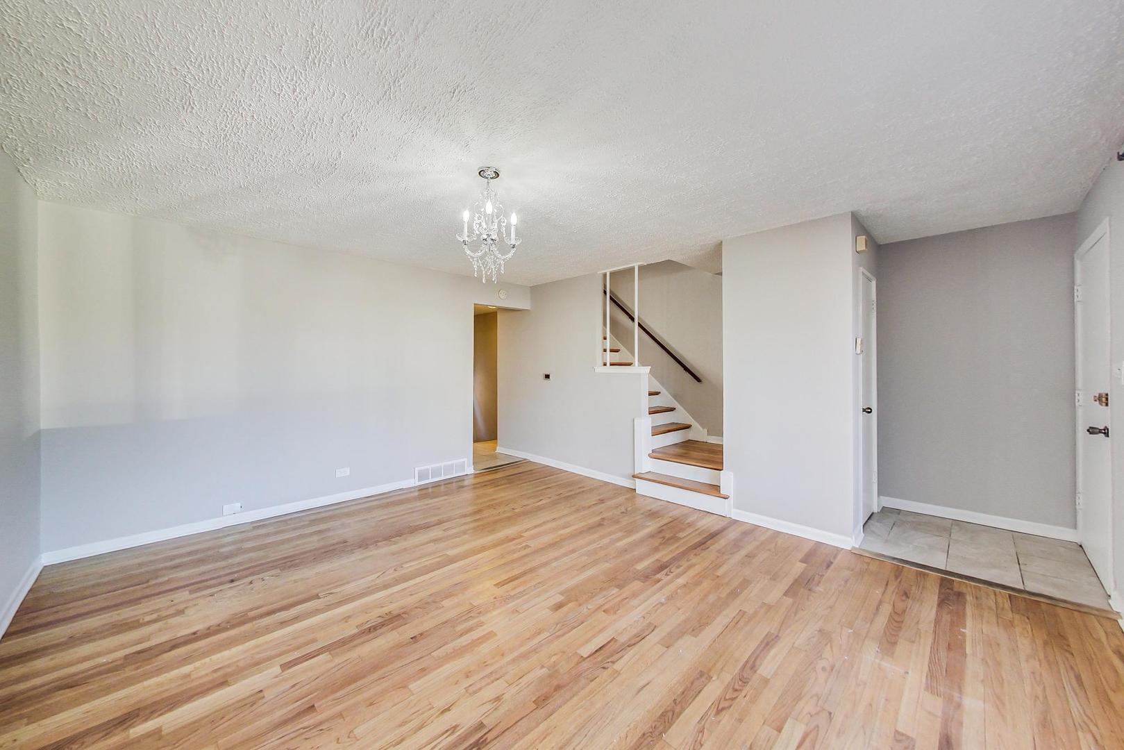 4839 Crain Street Property Photo 5