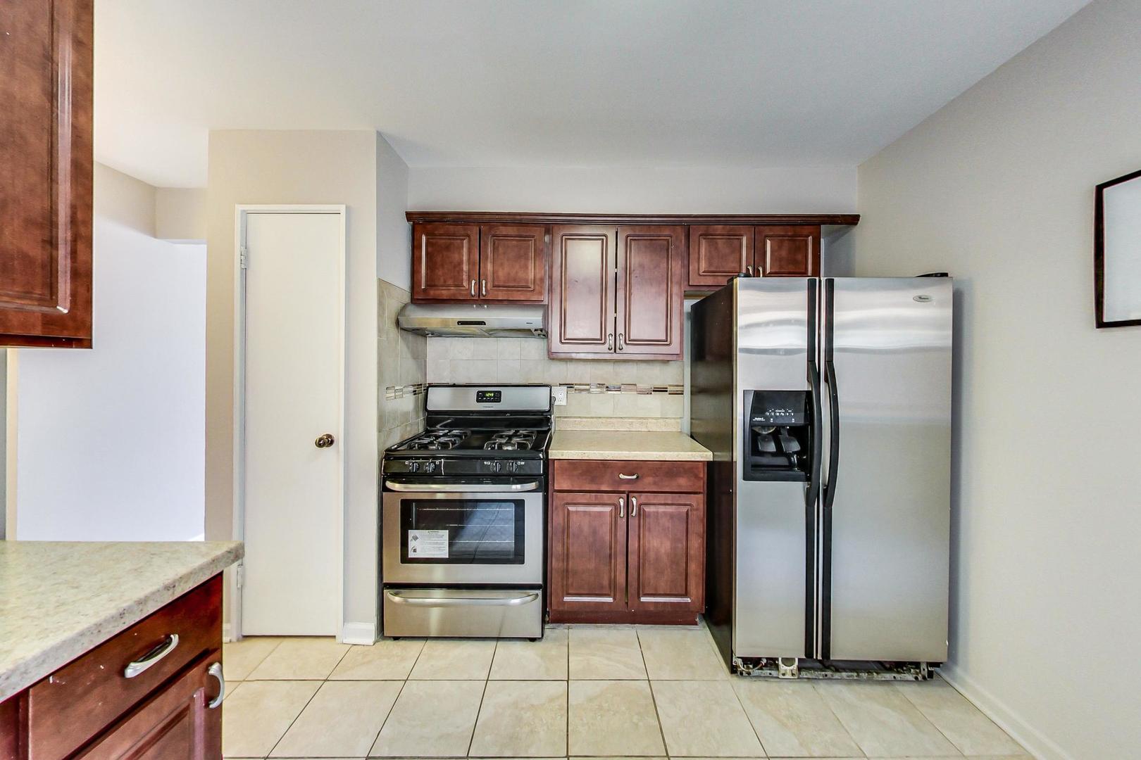 4839 Crain Street Property Photo 7