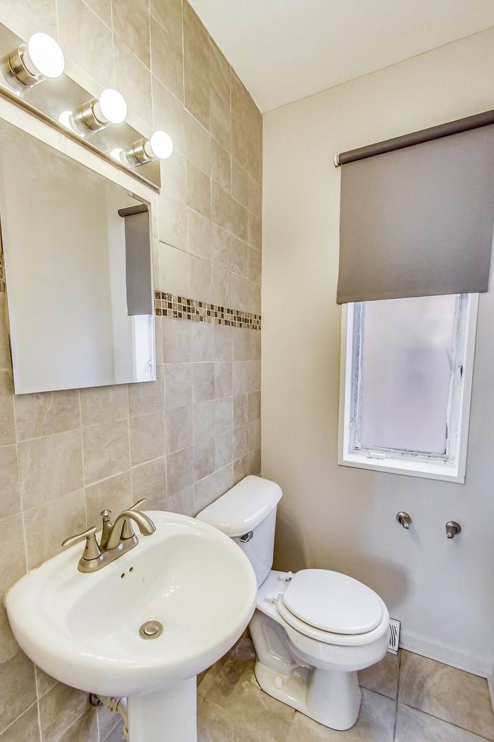 4839 Crain Street Property Photo 9