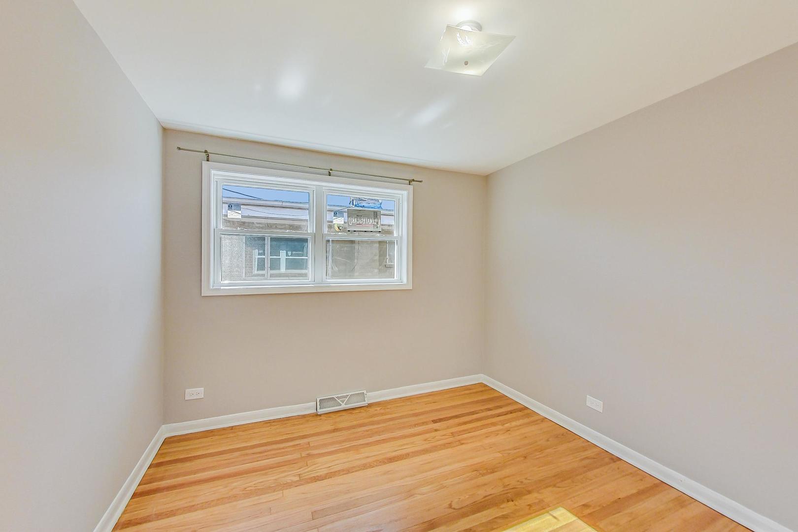 4839 Crain Street Property Photo 17