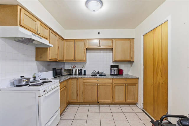 9620 Grand Avenue Property Photo 4